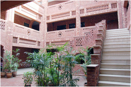 ساختمان پی‌جی- کالج کین‌یارد-لاهور