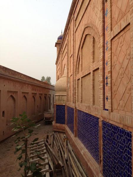  طرح و اجرای مسجد جامع صلاح الدین